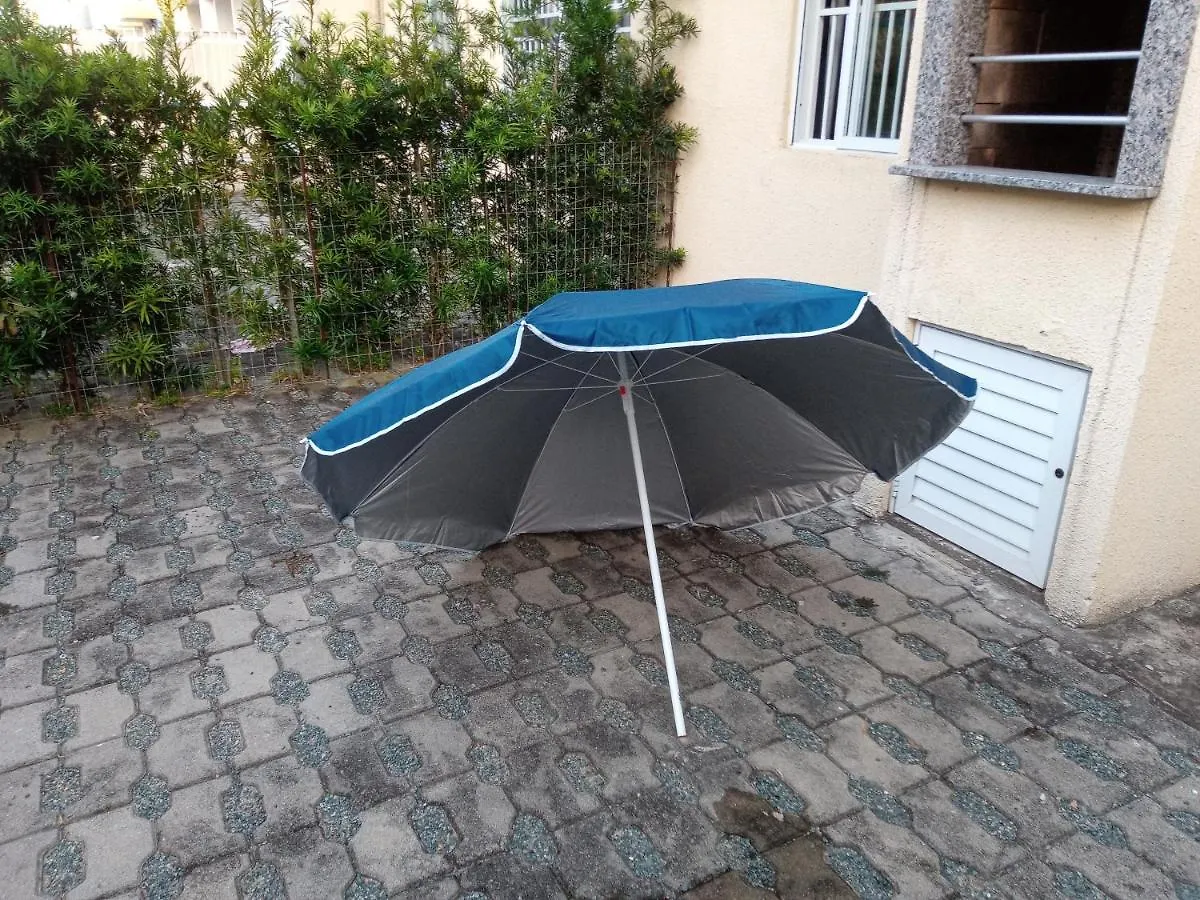 Daire Apto Terreo Frente Com 2 Qtos A 200 Mt Praia Bombas Bombinhas