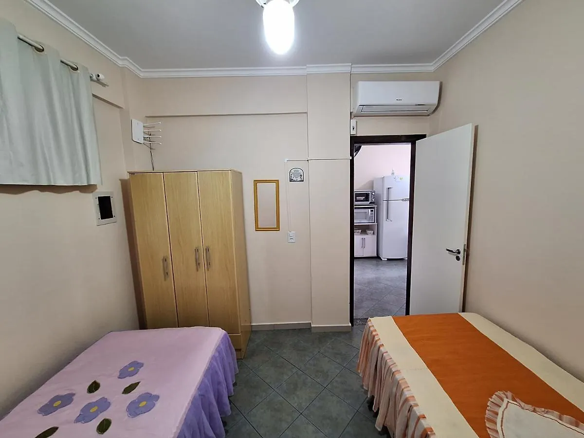 Apto Terreo Frente Com 2 Qtos A 200 Mt Praia Bombas Bombinhas Daire